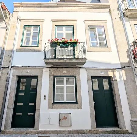 Apartament Marti 165 *